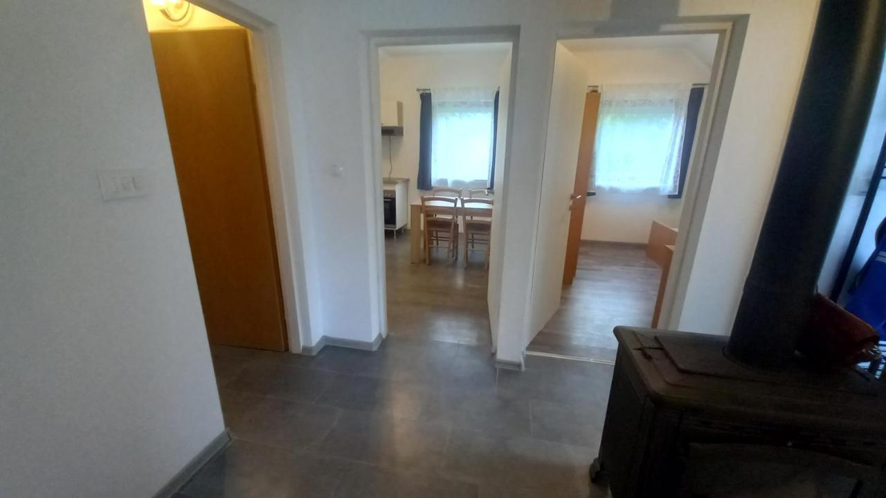 Keti Plaški Exterior foto