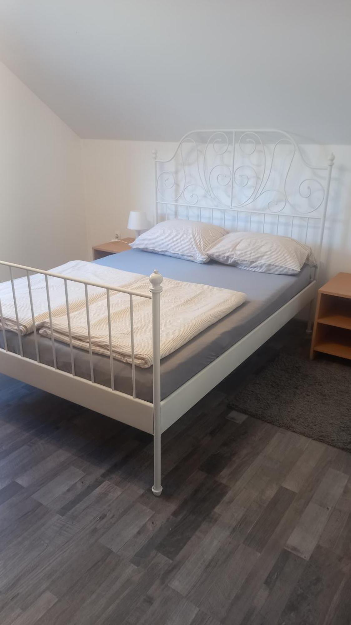 Keti Plaški Exterior foto